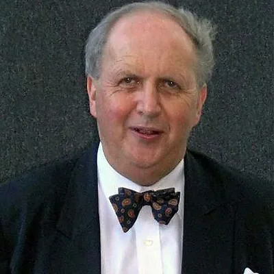 Alexander McCall Smith