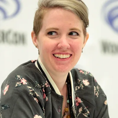 Ashley Poston