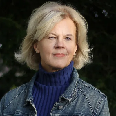 Beth Macy