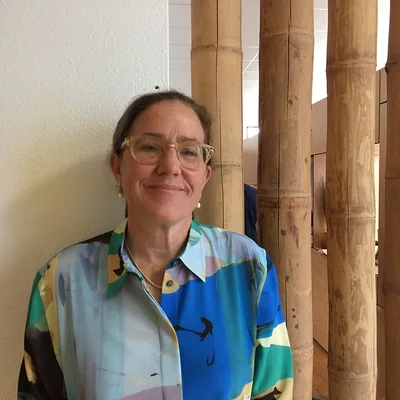 Caroline Elkins