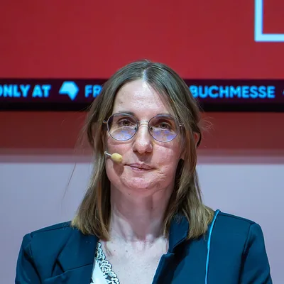 Christelle Dabos