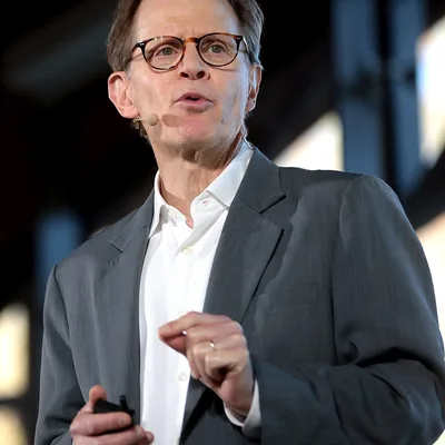 Daniel J. Siegel
