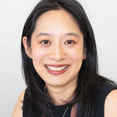 Fonda Lee
