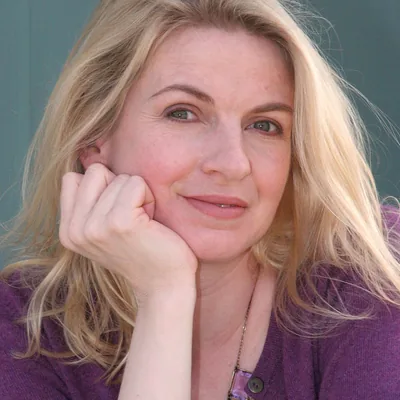 Jennifer Donnelly