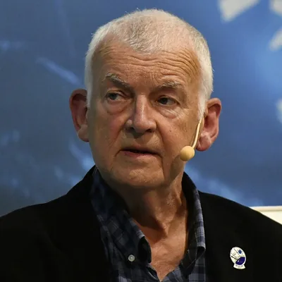 Ken MacLeod