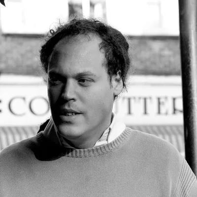Lavie Tidhar