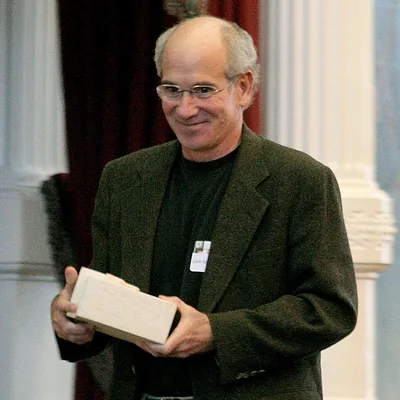 Louis Sachar