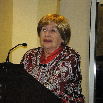 Marion Chesney