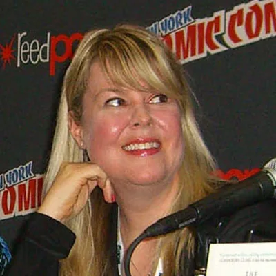 Michelle Rowen