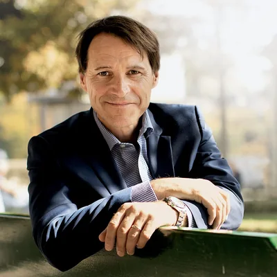 Rolf Dobelli