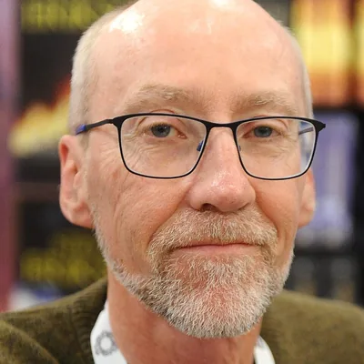 Steven Erikson
