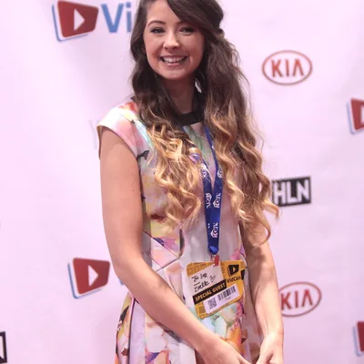 Zoe Sugg