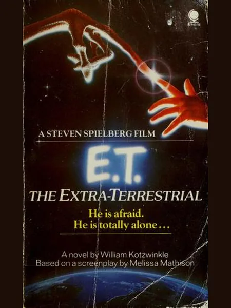 E.T. The Extra-Terrestrial first edition cover, Sphere 1982