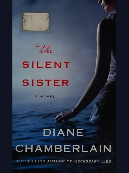 The Silent Sister first edition cover, Thorndike Press 2014